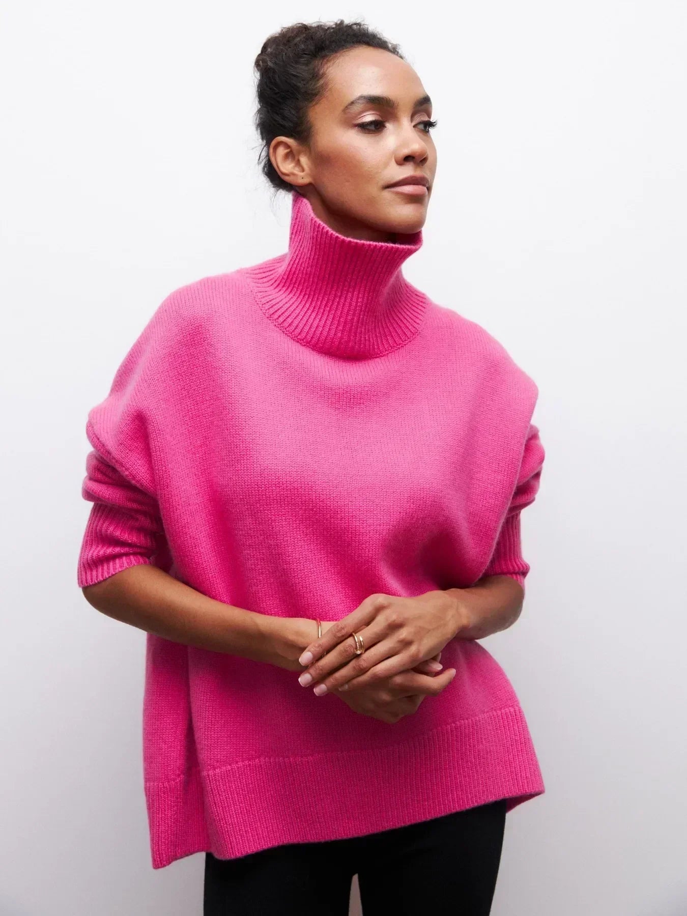 MAEVA – HÖGHALSAD STICKAD PULLOVER TRÖJA