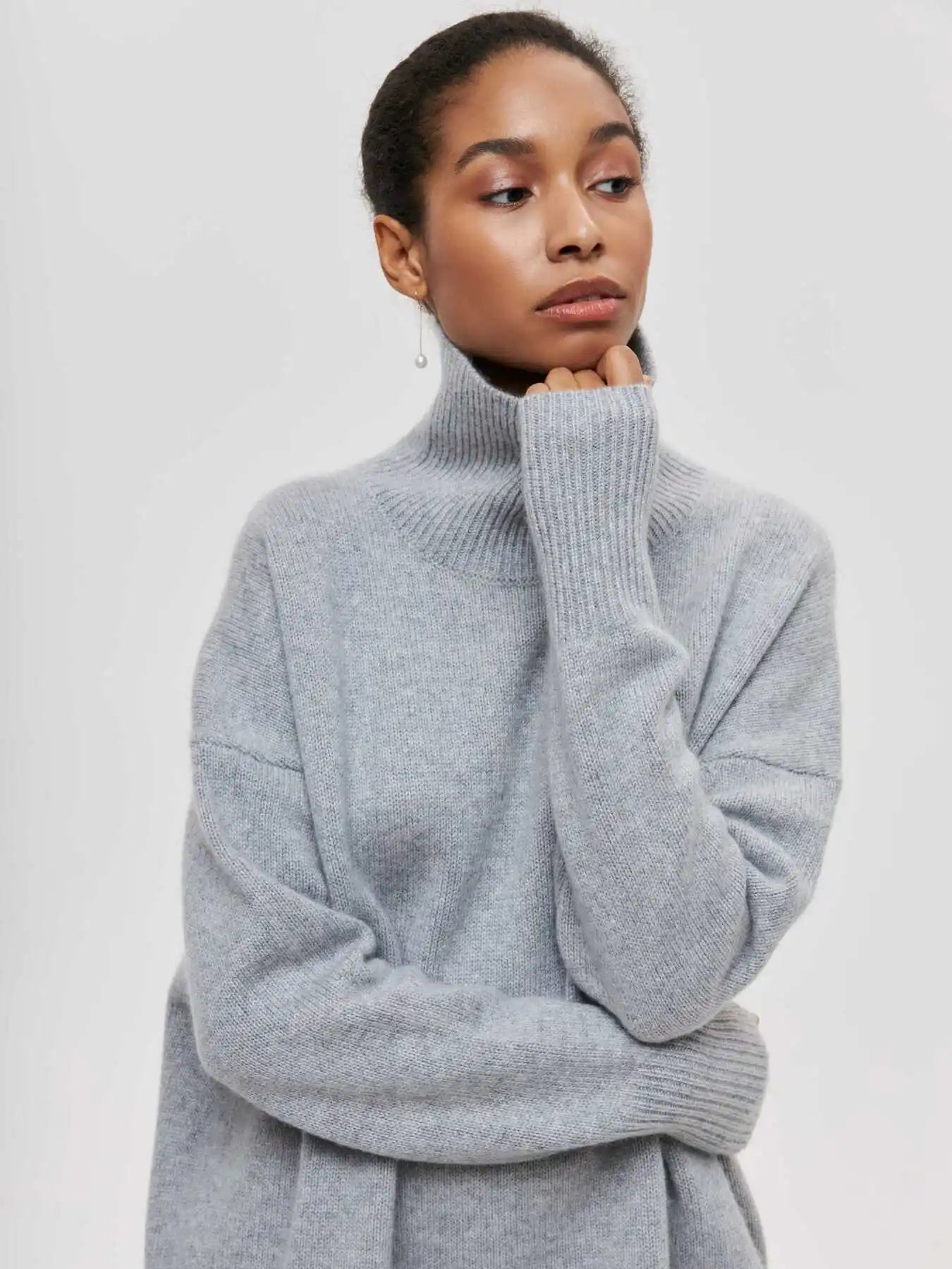 MAEVA – HÖGHALSAD STICKAD PULLOVER TRÖJA