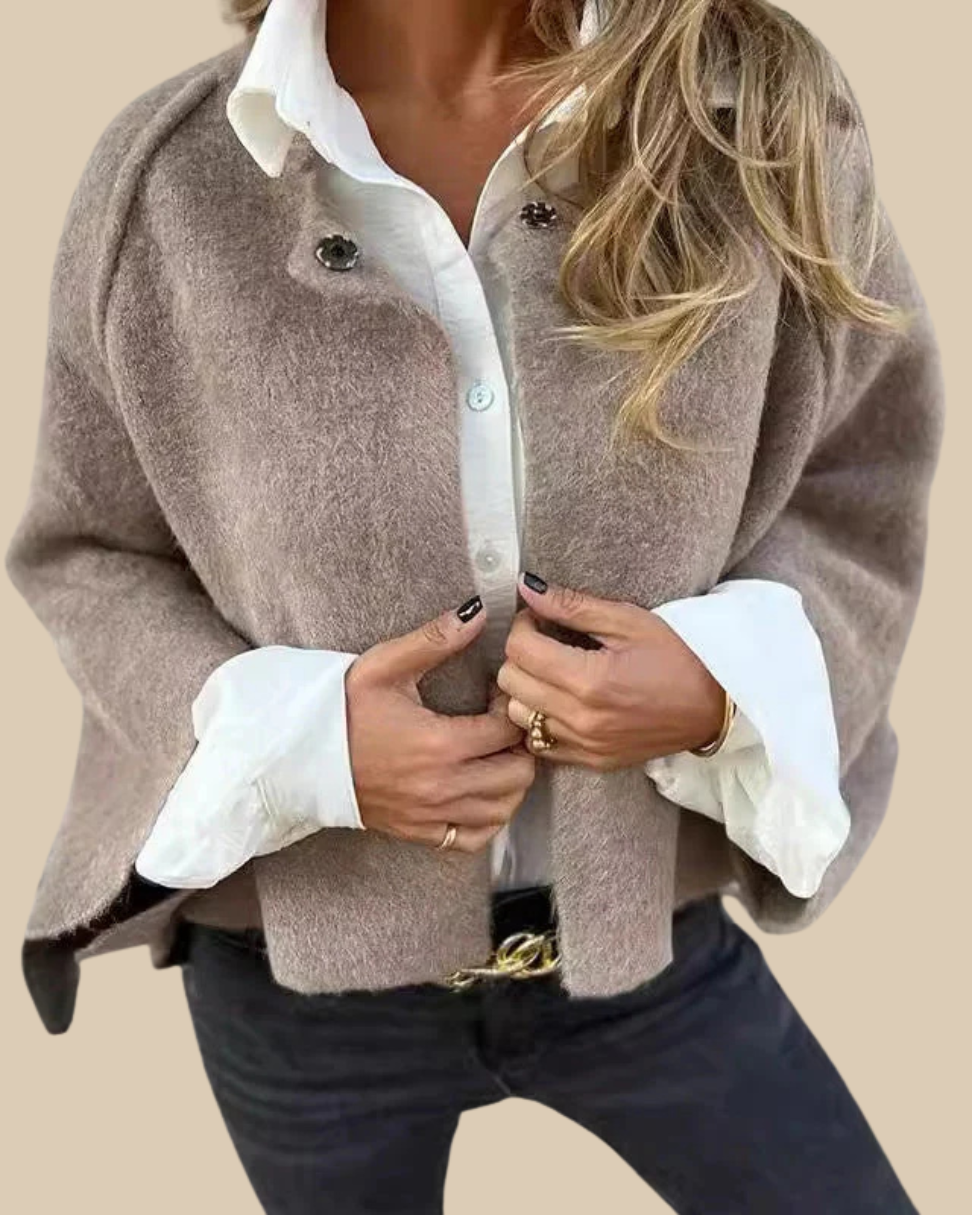 Flarella™ - Kort Kappa med Eleganta Utsvängda Ärmar